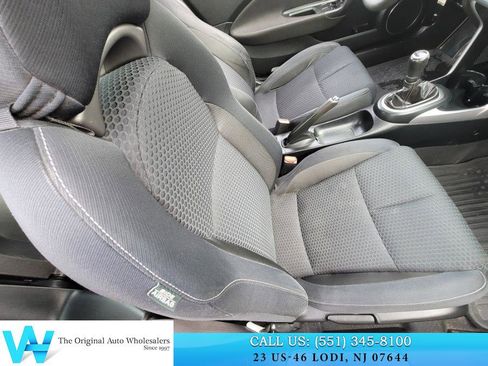 Used 2013 Honda CR-Z image 19