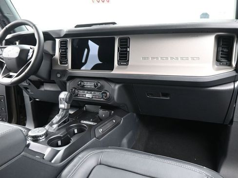 New 2026 Ford Bronco Outer Banks image 6