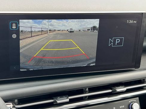 Used 2025 Hyundai Tucson SE FWD image 21