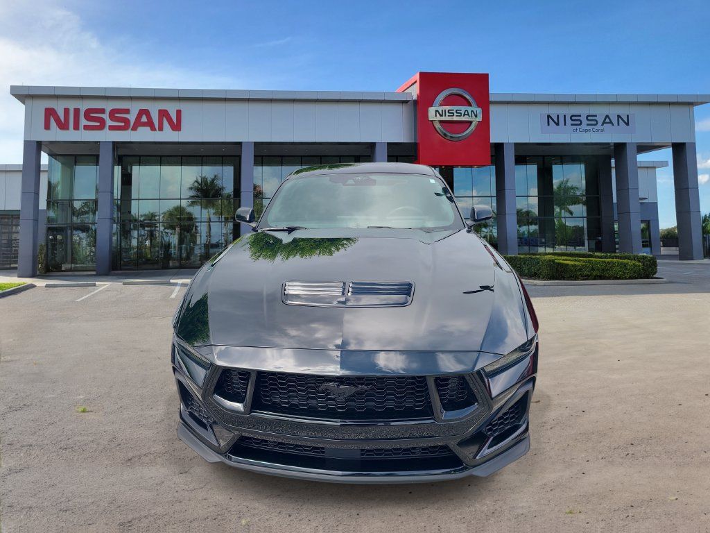 Used 2025 Ford Mustang GT w/ GT Performance Package RWD image 6
