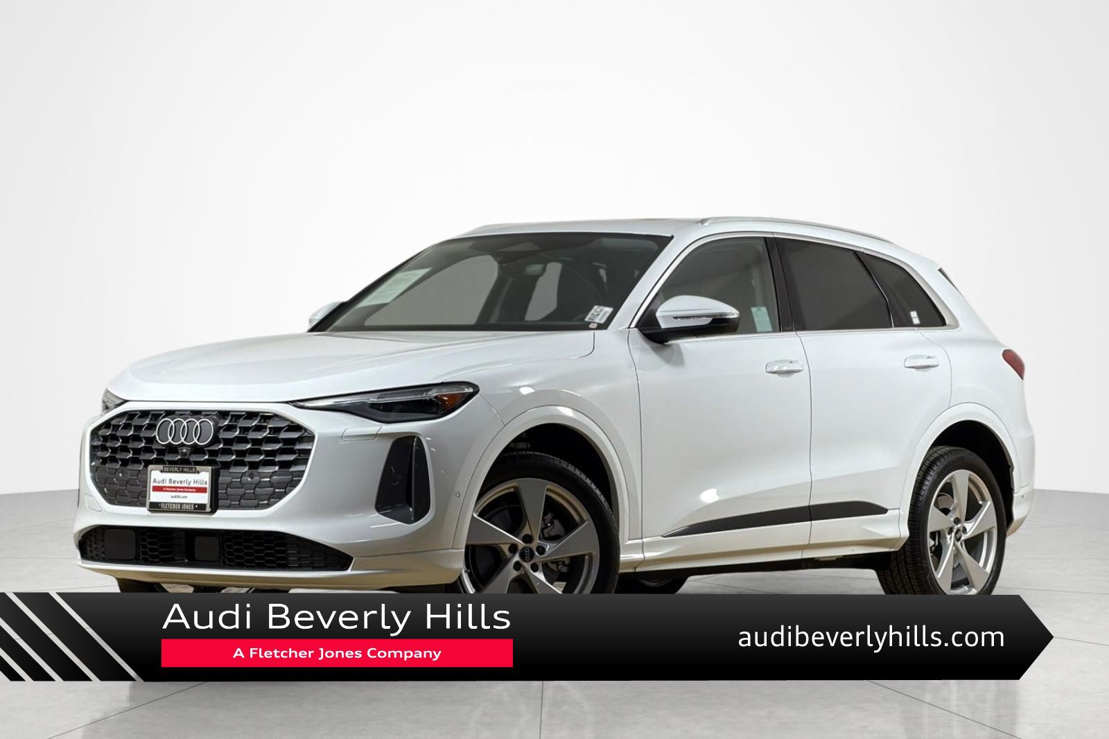 Used 2025 Audi Q5 Premium Plus w/ Premium Plus AWD/4WD image 1
