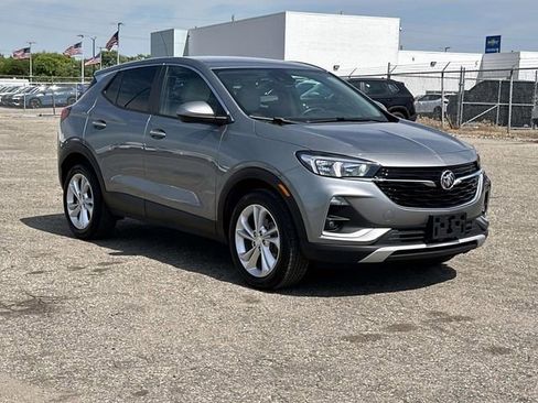 Certified 2023 Buick Encore GX Preferred w/ Cold Weather Comfort Package FWD image 8