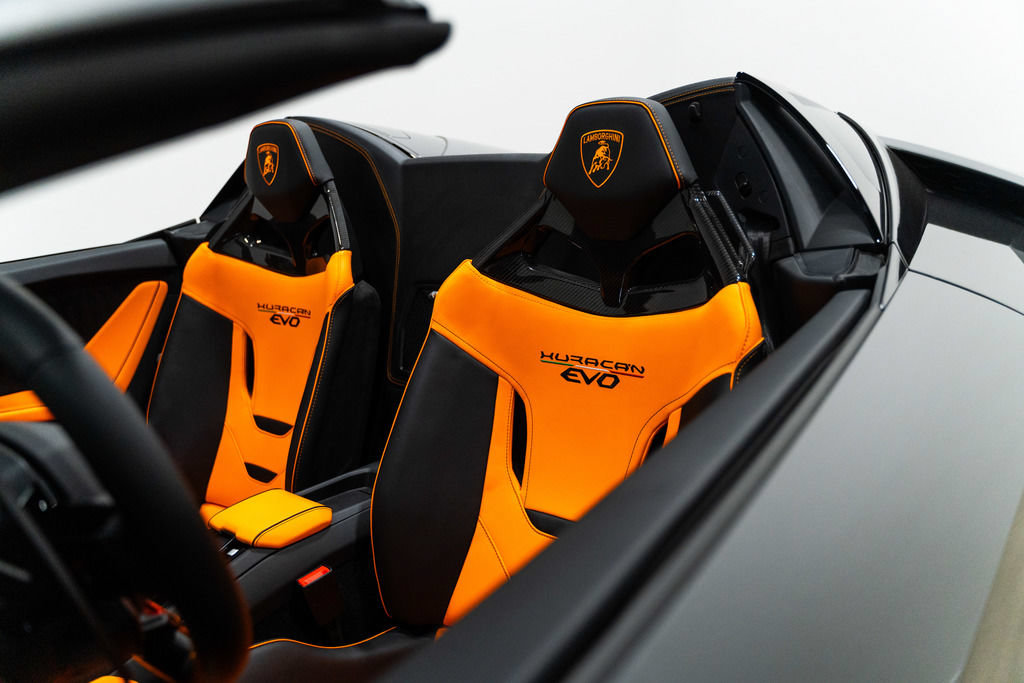 Used 2024 Lamborghini Huracan EVO AWD/4WD image 6