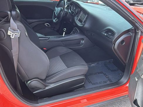 Used 2021 Dodge Challenger R/T w/ Performance Handling Group image 20