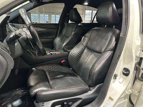 Used 2018 INFINITI Q50 Red Sport 400 RWD image 5