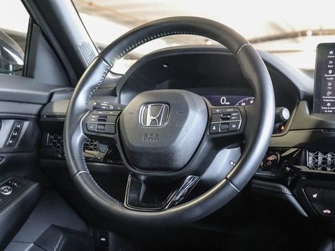 Used 2024 Honda Accord Sport image 17