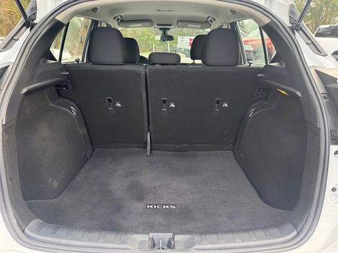 Used 2023 Nissan Kicks S image 29