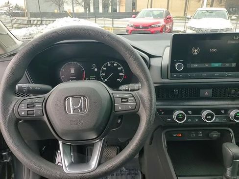 Used 2023 Honda CR-V EX image 28