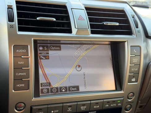 Used 2014 Lexus GX 460 w/ Premium Package image 3