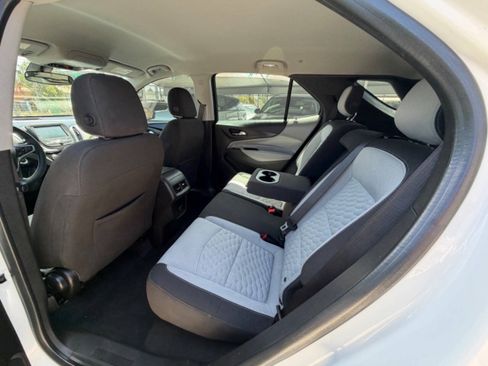 Used 2018 Chevrolet Equinox LS AWD/4WD image 12