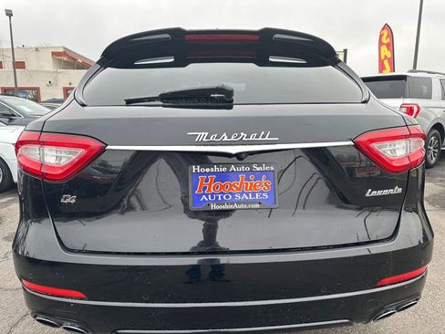 Used 2017 Maserati Levante w/ Sport Package image 10