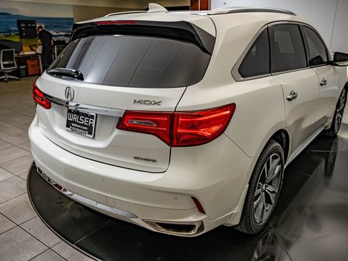 Certified 2019 Acura MDX w/ Advance Package AWD/4WD image 16