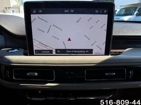 Used 2020 Lincoln Aviator Reserve w/ Equipment Group 202A image 29