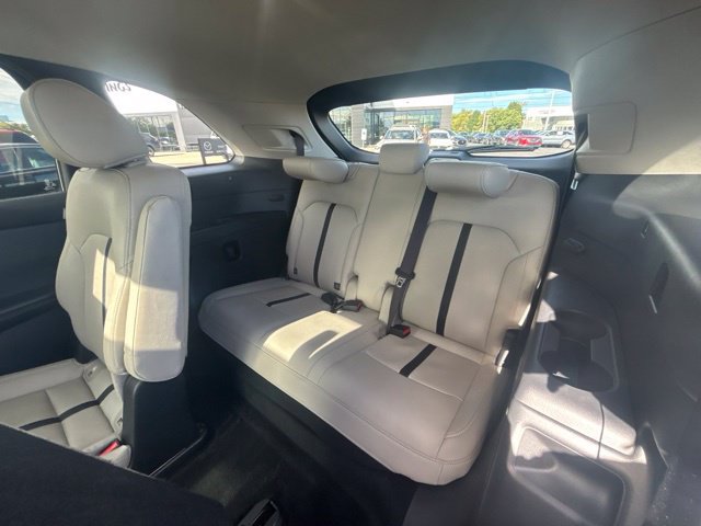 Certified 2024 MAZDA CX-90 3.3 Turbo w/ Preferred Package AWD/4WD image 21