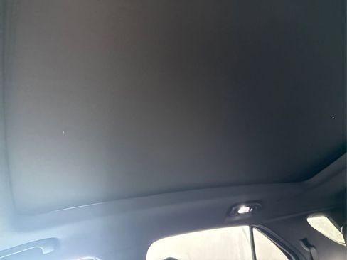 Used 2022 Chevrolet Equinox RS image 19