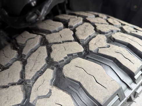 Used 2020 Ford F150 Lariat w/ Equipment Group 502A Luxury image 7