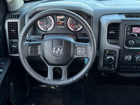 Used 2019 RAM 1500 Express AWD/4WD image 16