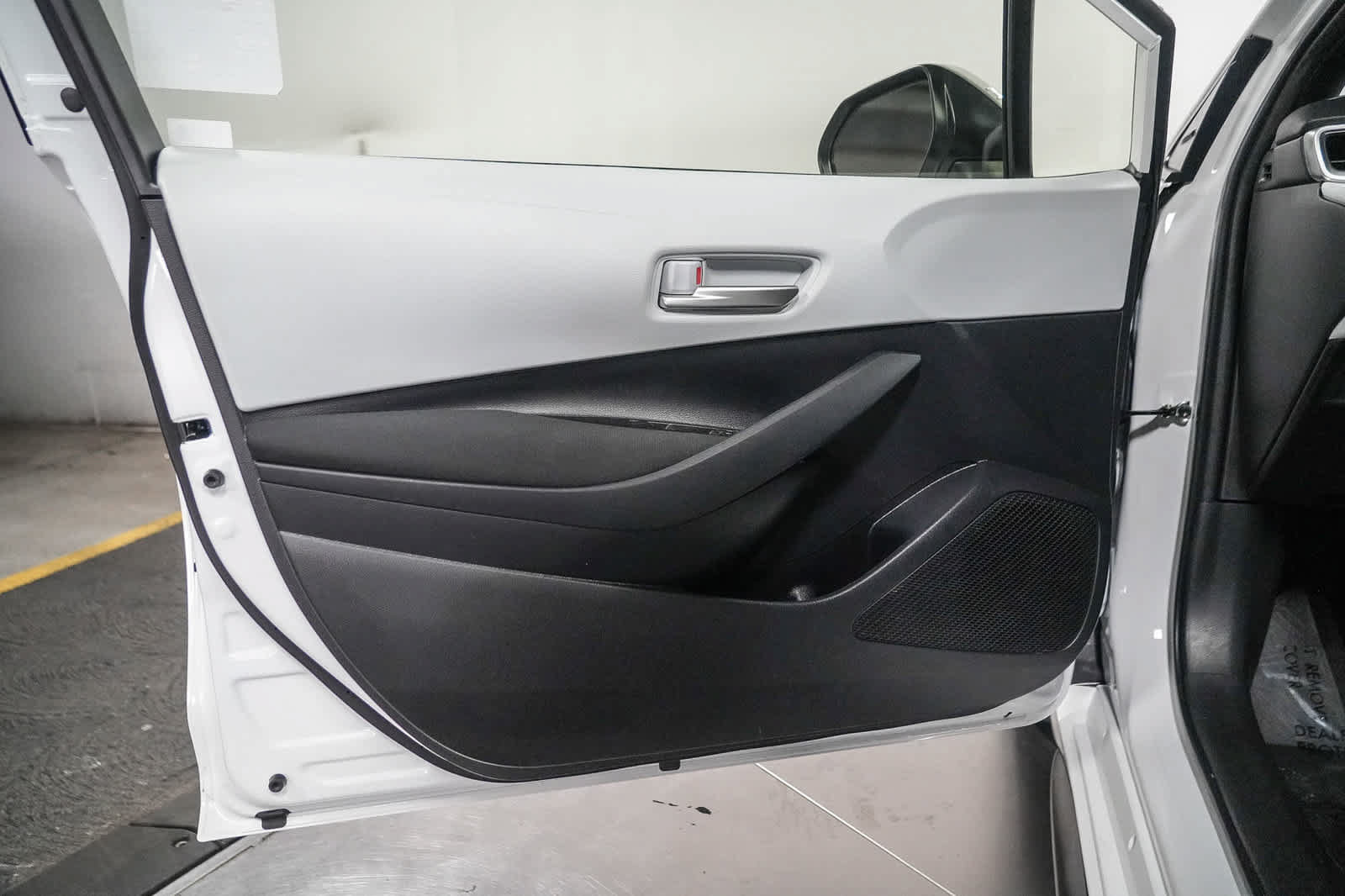Certified 2026 Toyota Corolla SE FWD image 20