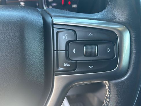 Used 2021 Chevrolet Silverado 1500 LT AWD/4WD image 20