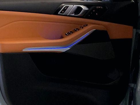 Used 2026 BMW X7 xDrive40i w/ M Sport Package image 20