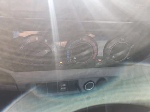 Used 2013 Toyota Tacoma 4x4 Double Cab w/ TRD Sport Pkg image 16