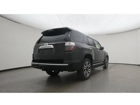 Used 2023 Toyota 4Runner Limited RWD image 30