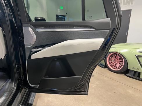 Used 2026 Cadillac Escalade V w/ LPO, ONYX Package image 47