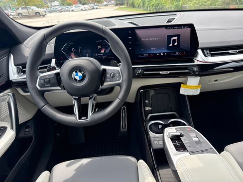 Used 2026 BMW X2 xDrive28i w/ Technology Package AWD/4WD image 22