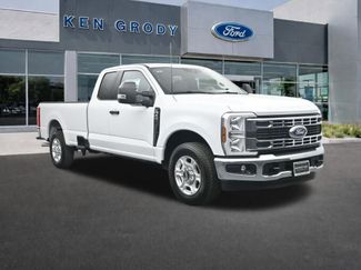 New 2026 Ford F250 XLT w/ F-250 >10K GVWR Package 360° Tour