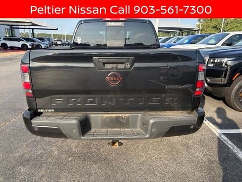 Certified 2024 Nissan Frontier PRO-4X w/ Technology Package AWD/4WD image 3