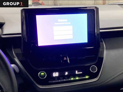 Used 2024 Toyota Corolla SE FWD image 7