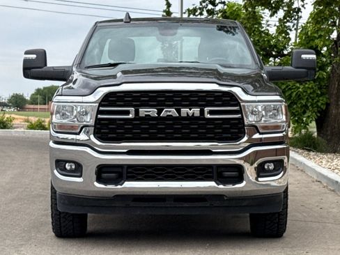 Used 2024 RAM 2500 Big Horn AWD/4WD image 9