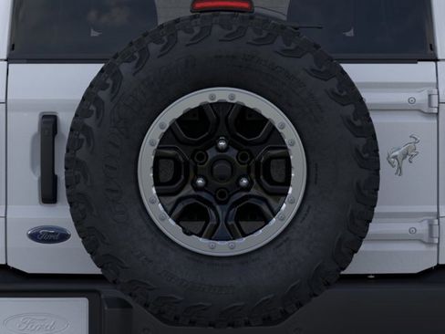New 2026 Ford Bronco Outer Banks image 24