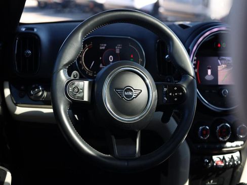 Used 2023 MINI Cooper Countryman S w/ Signature Upholstery Package image 8