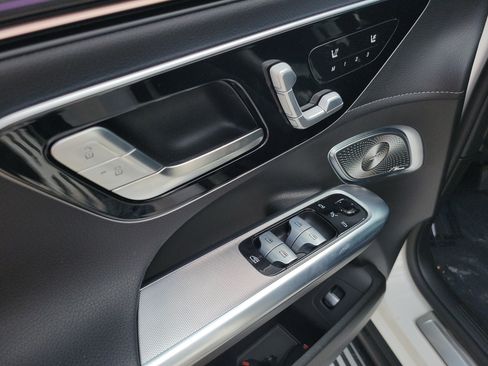 Certified 2023 Mercedes-Benz EQE 500 4MATIC SUV image 21