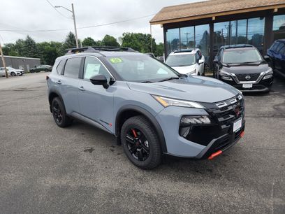 New 2026 Nissan Rogue SV w/ Rock Creek Premium Package
