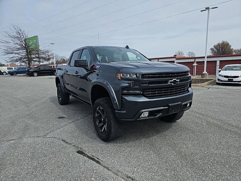 Used 2019 Chevrolet Silverado 1500 RST image 1