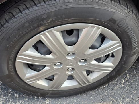 Used 2023 Kia Rio S FWD image 10