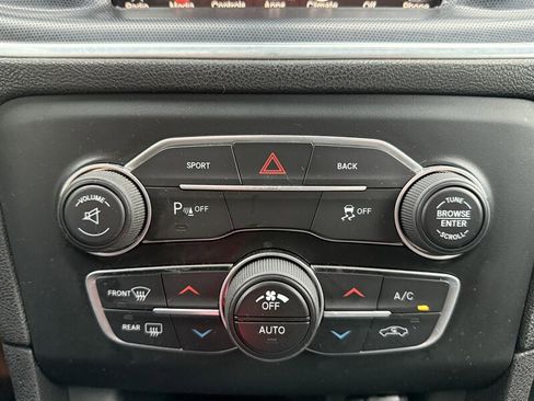 Used 2016 Dodge Charger R/T w/ Plus Group image 36