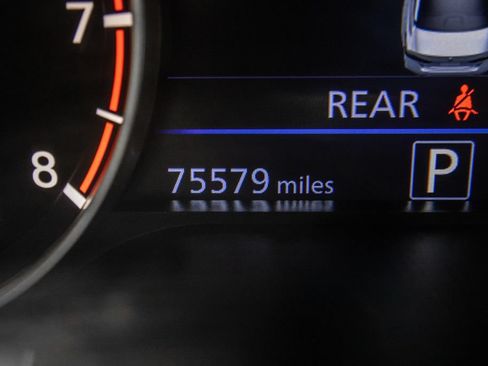 Used 2024 Nissan Altima 2.5 SV FWD image 23