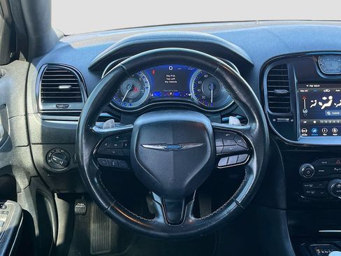 Used 2021 Chrysler 300 S RWD image 11