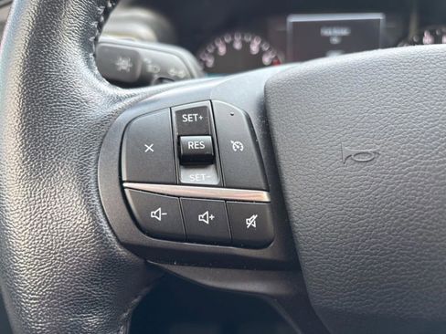 Used 2020 Ford Explorer XLT w/ Equipment Group 202A image 15