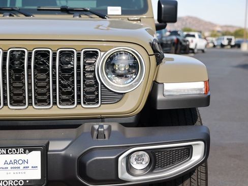 New 2026 Jeep Wrangler Unlimited Sahara AWD/4WD image 5