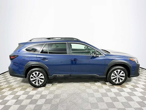 Certified 2025 Subaru Outback Premium w/ Popular Package #1A AWD/4WD image 8