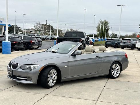 Used 2012 BMW 328i Convertible image 25