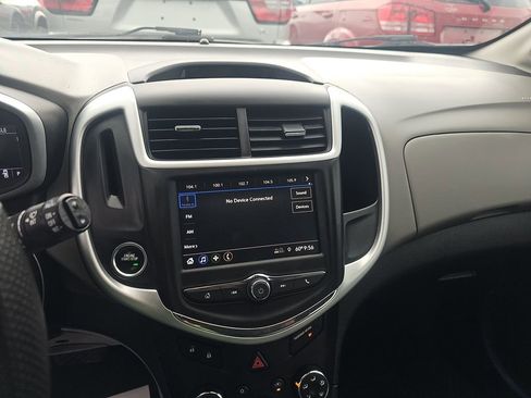 Used 2020 Chevrolet Sonic LT FWD image 5