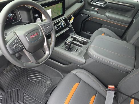 New 2026 GMC Sierra 1500 AT4 w/ AT4 Premium Package AWD/4WD image 7