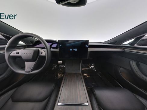 Used 2024 Tesla Model S AWD/4WD image 26