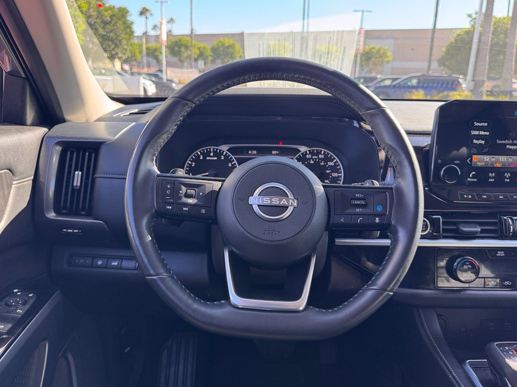 Certified 2024 Nissan Pathfinder SL FWD image 14