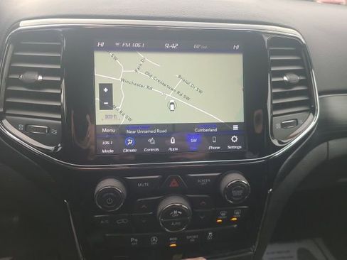 Used 2020 Jeep Grand Cherokee Laredo w/ Quick Order Package 2BN North image 13